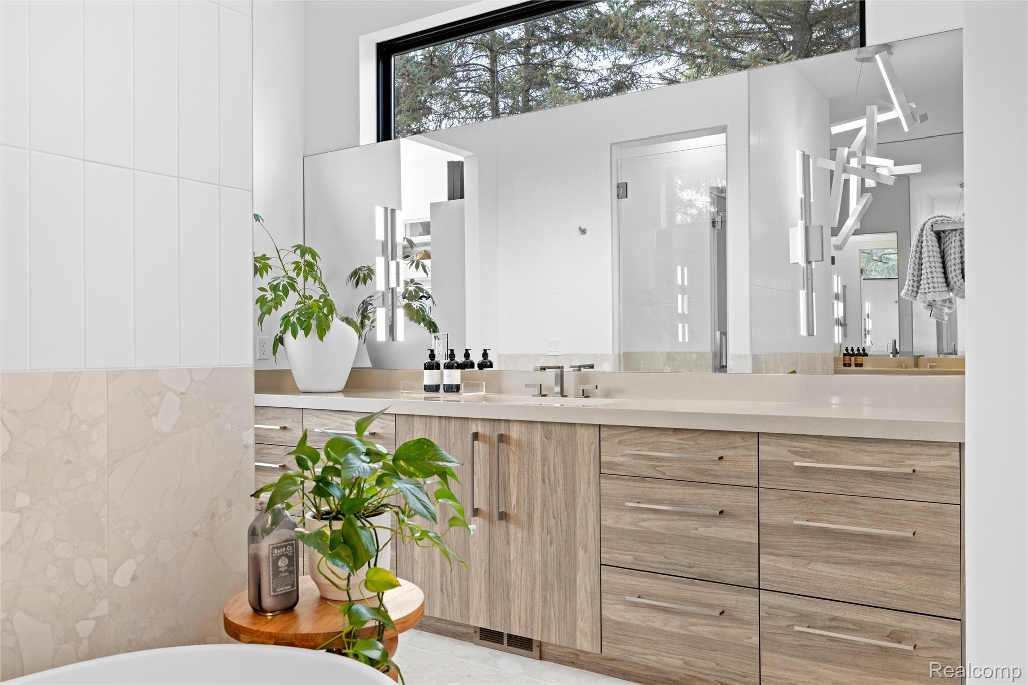 3026 Heron French Provincial