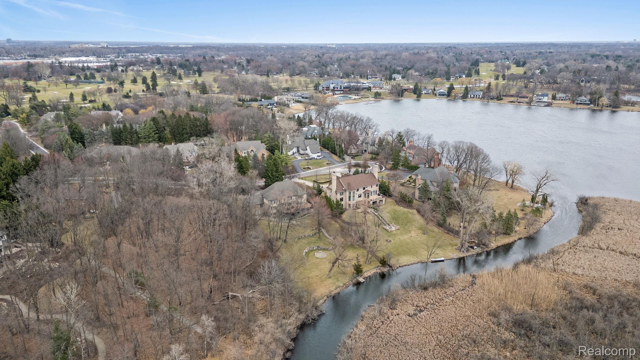 3026 Heron French Provincial