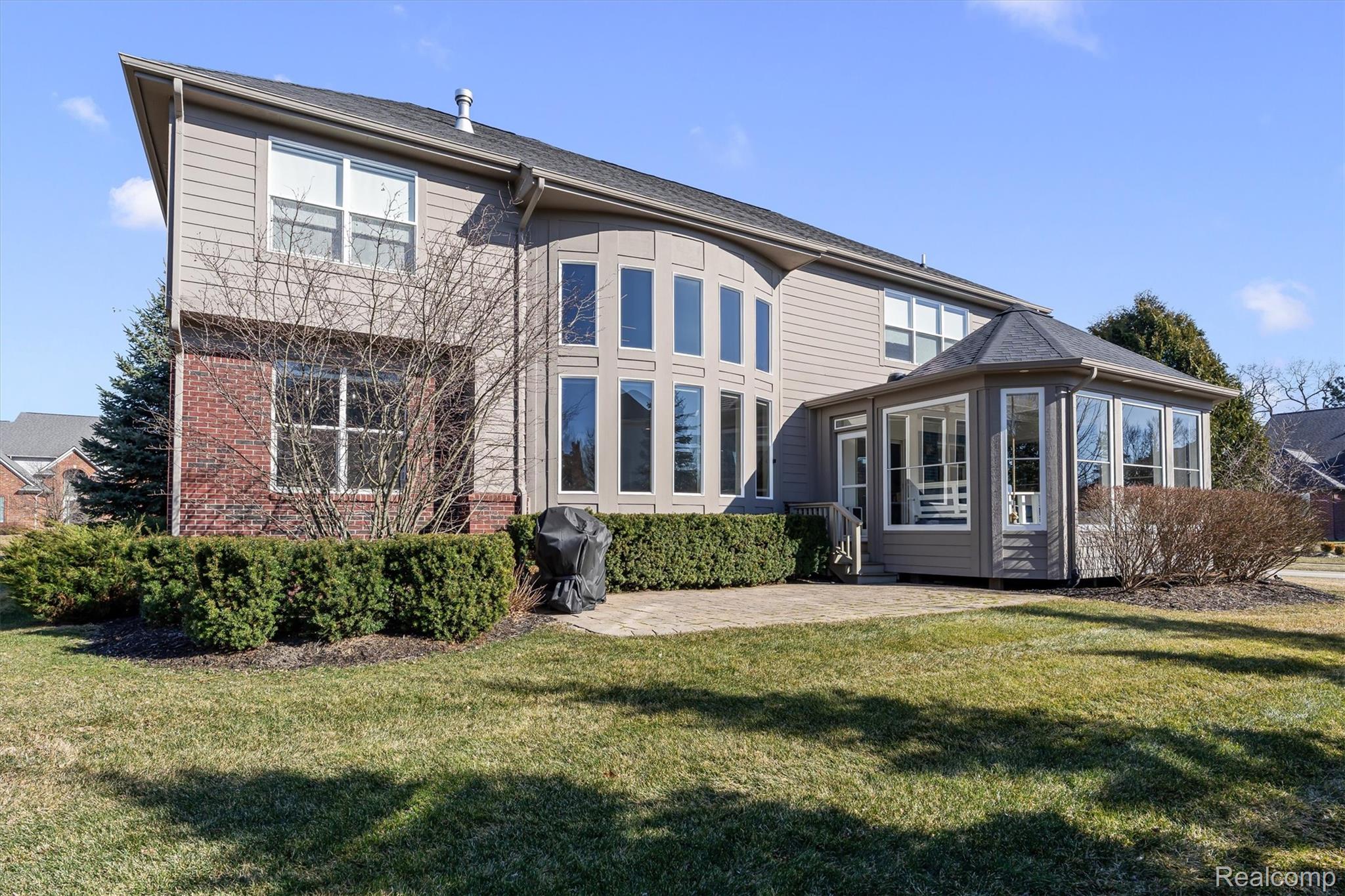 6789 Merrick Drive