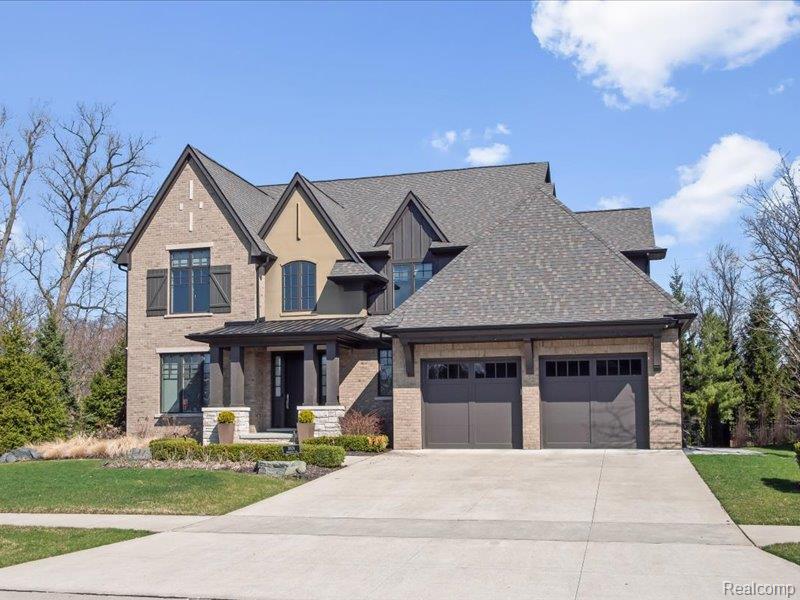 3824 Poppleton Court