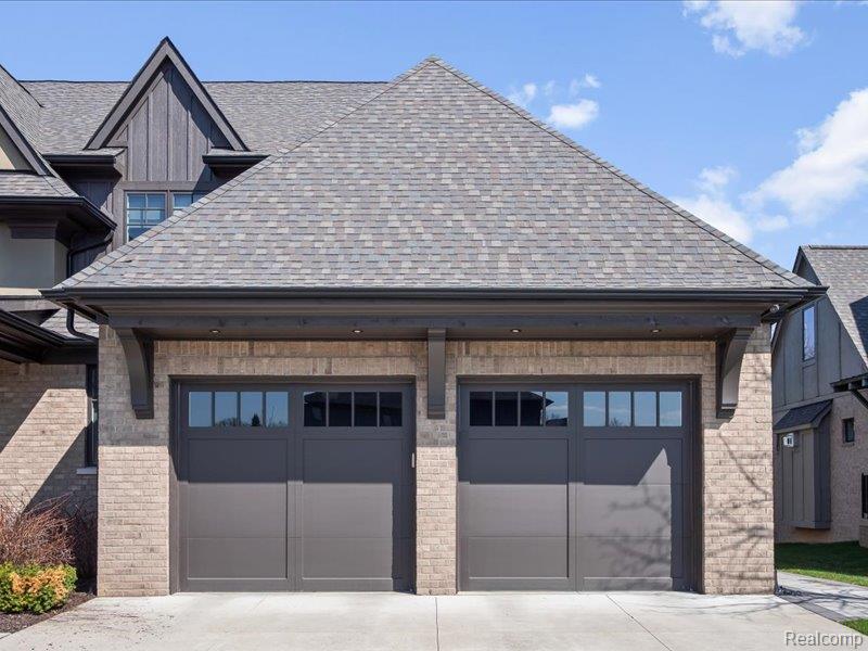 3824 Poppleton Court