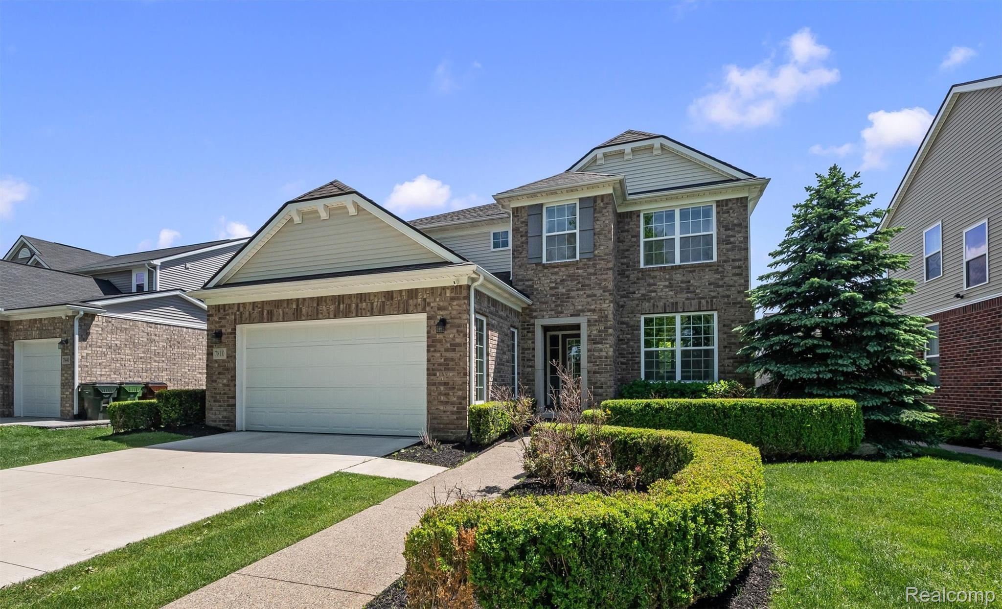 7810 N Central Park