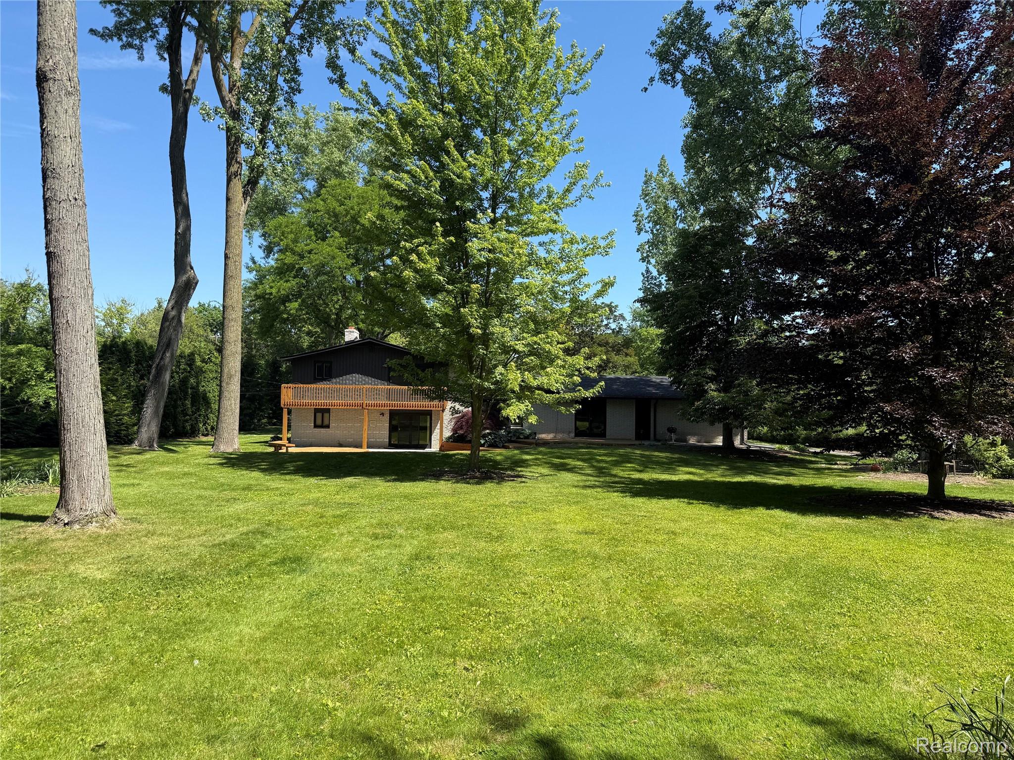 1429 Quarton Road