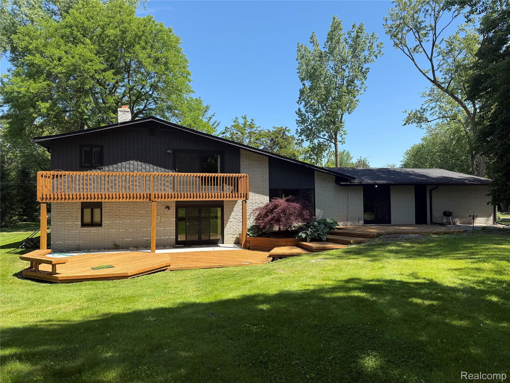 1429 Quarton Road