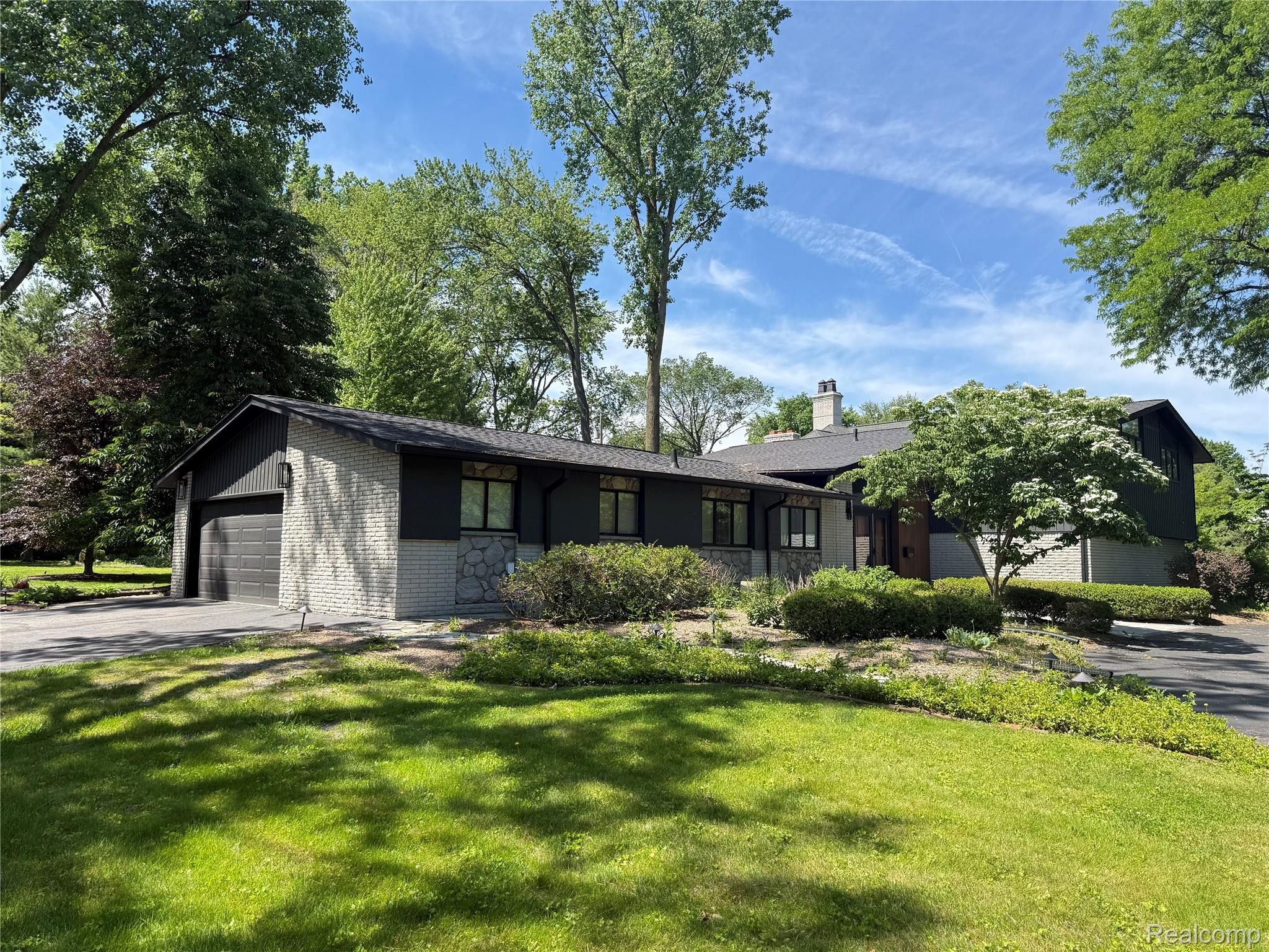 1429 Quarton Road