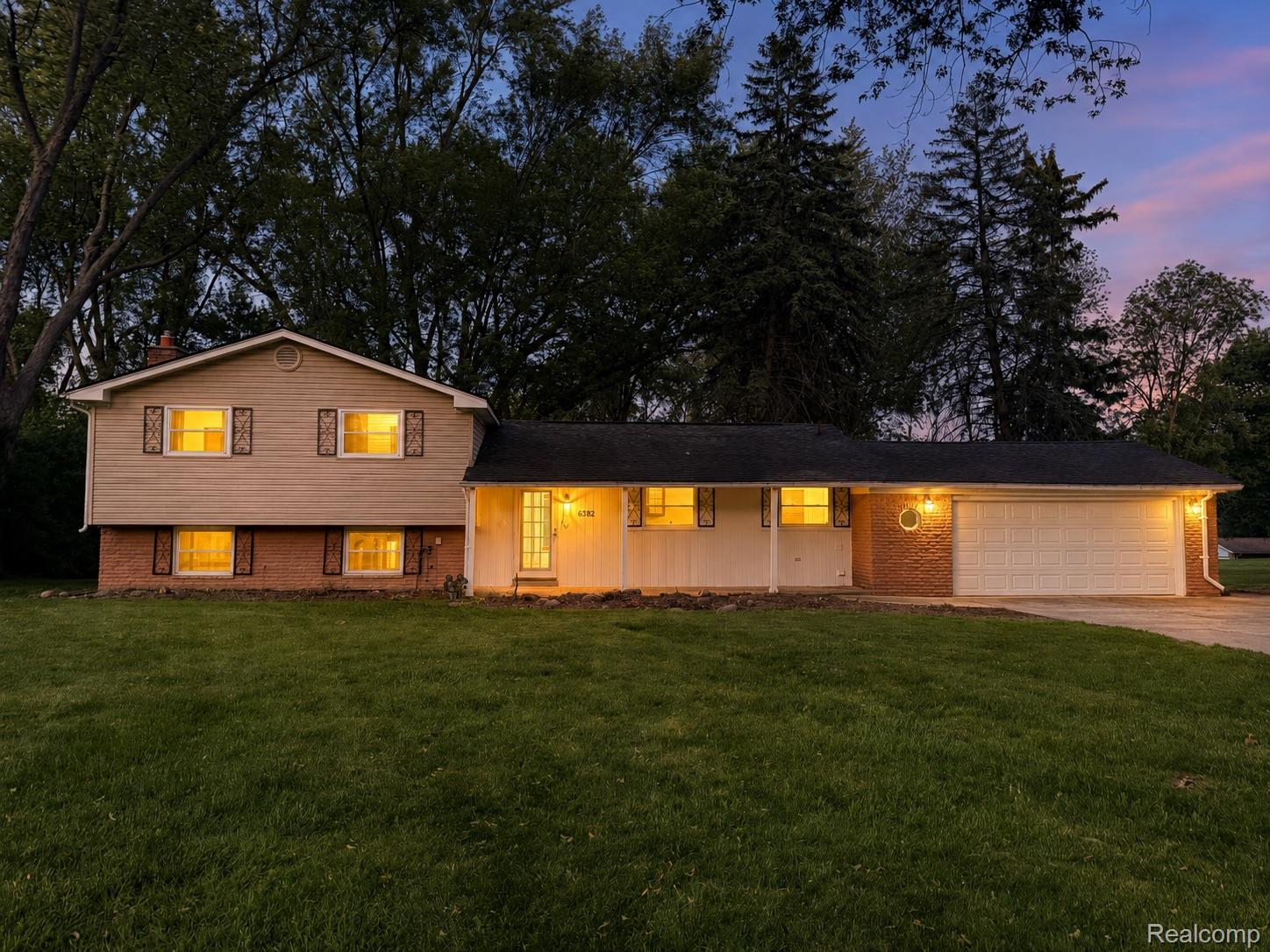 6382 Houghten Drive
