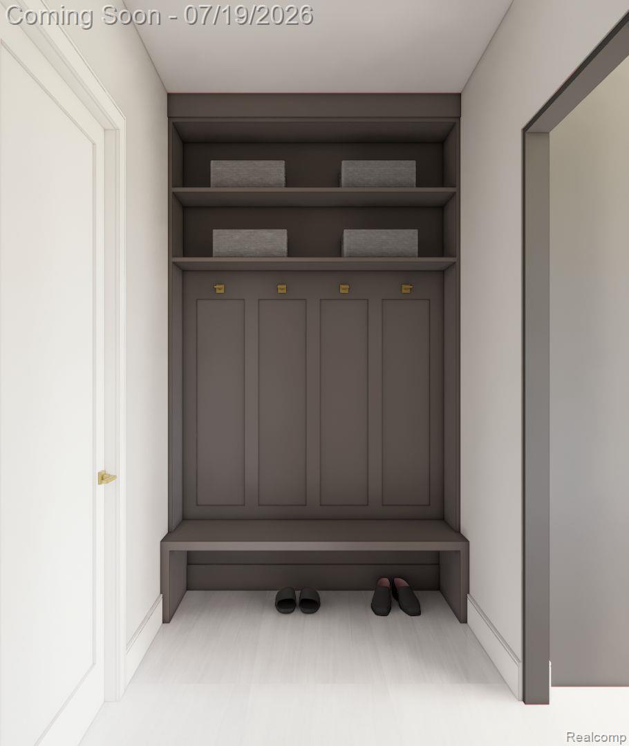 2585 Fairway Court