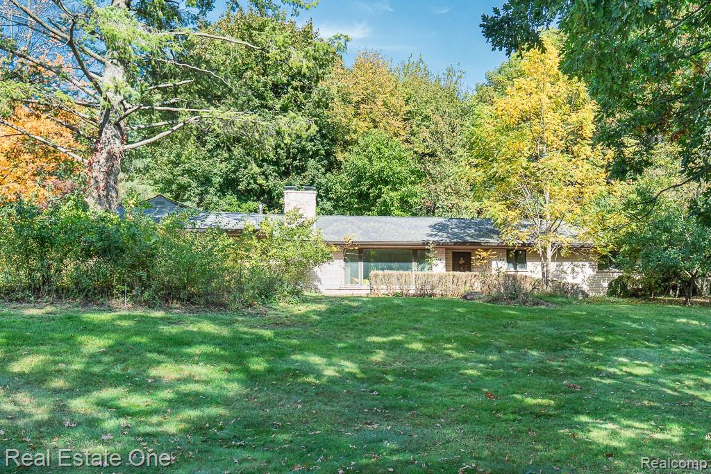 2740 Bretby Drive