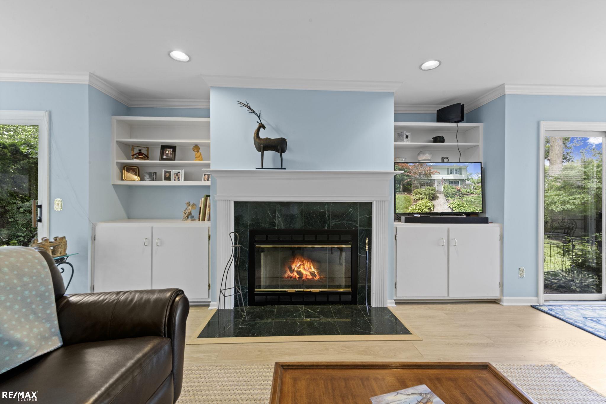 295 Fairfax ST
