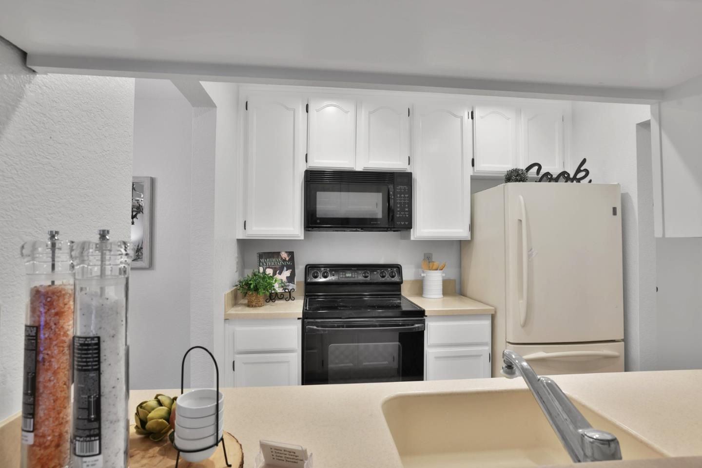 39997 Cedar Boulevard 147