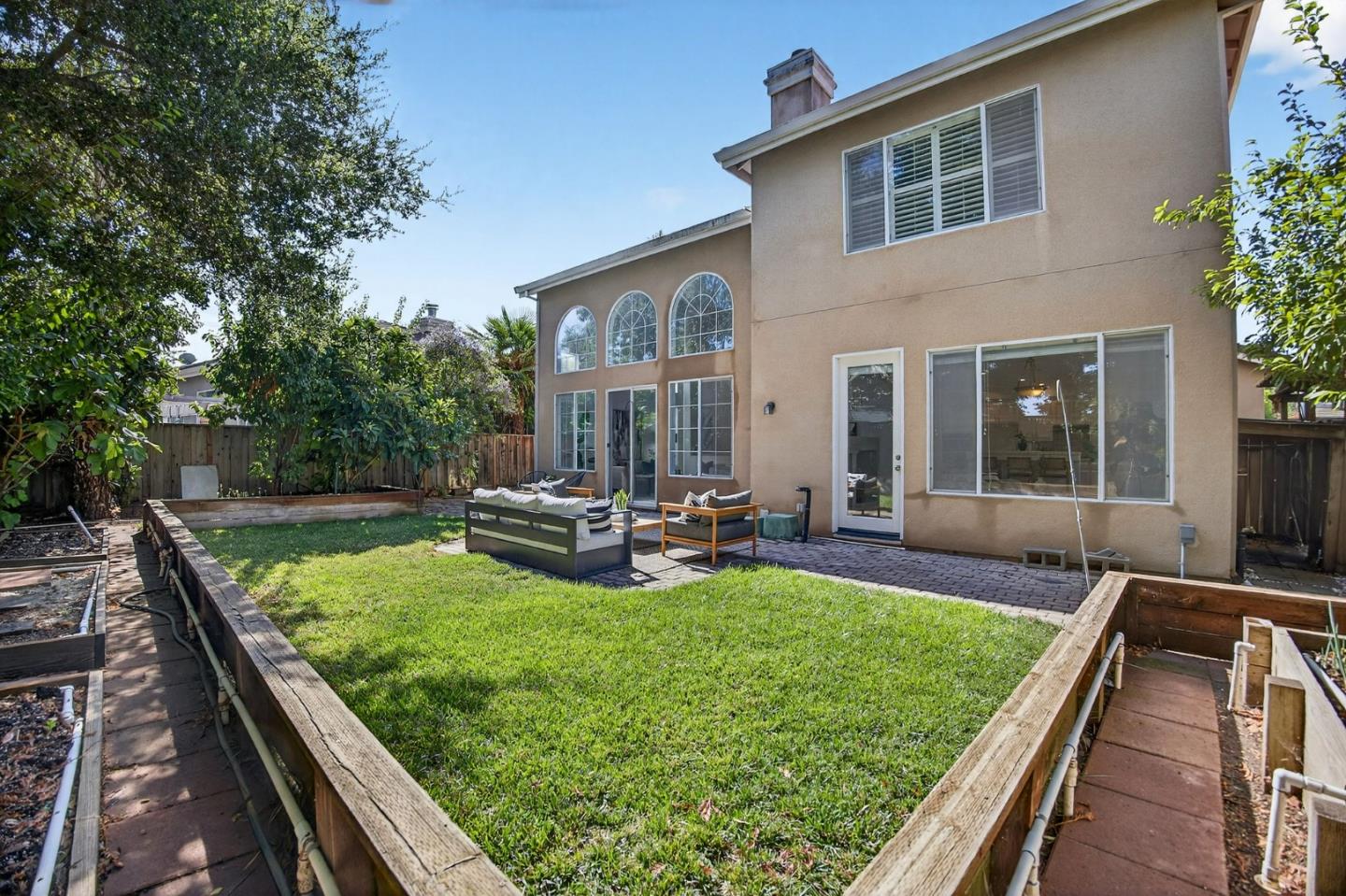 1469 Eagles Nest Lane