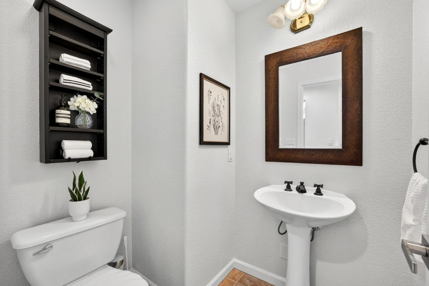 1469 Eagles Nest Lane