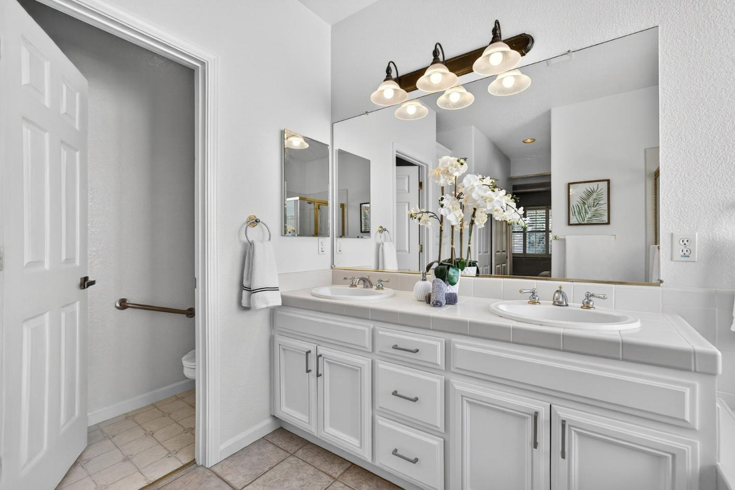 1469 Eagles Nest Lane