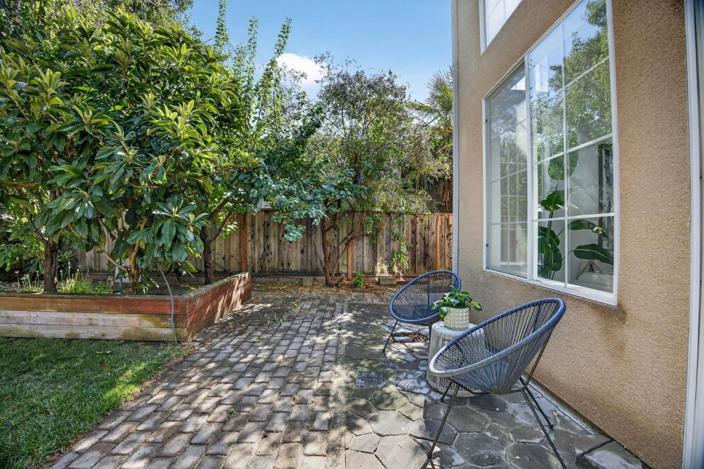 1469 Eagles Nest Lane