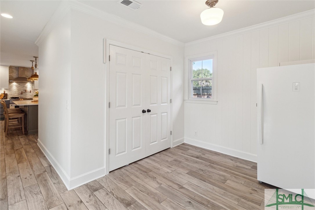 102 E 56th Street