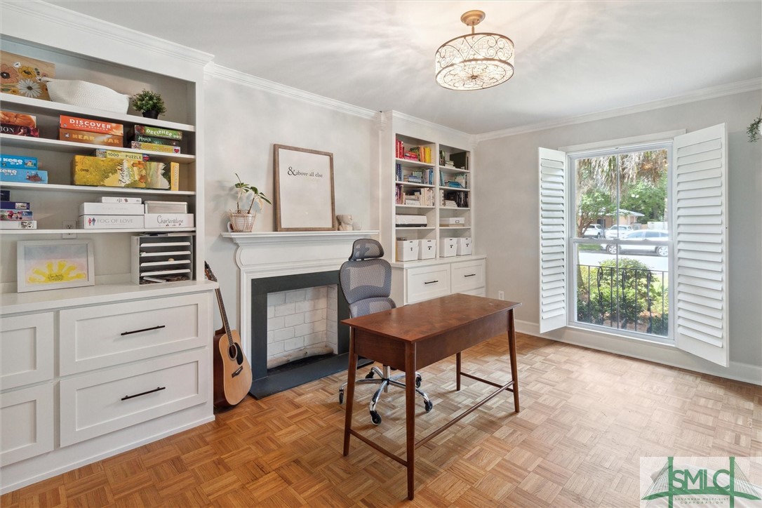 102 E 56th Street