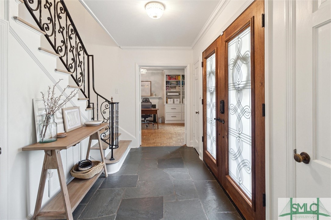 102 E 56th Street