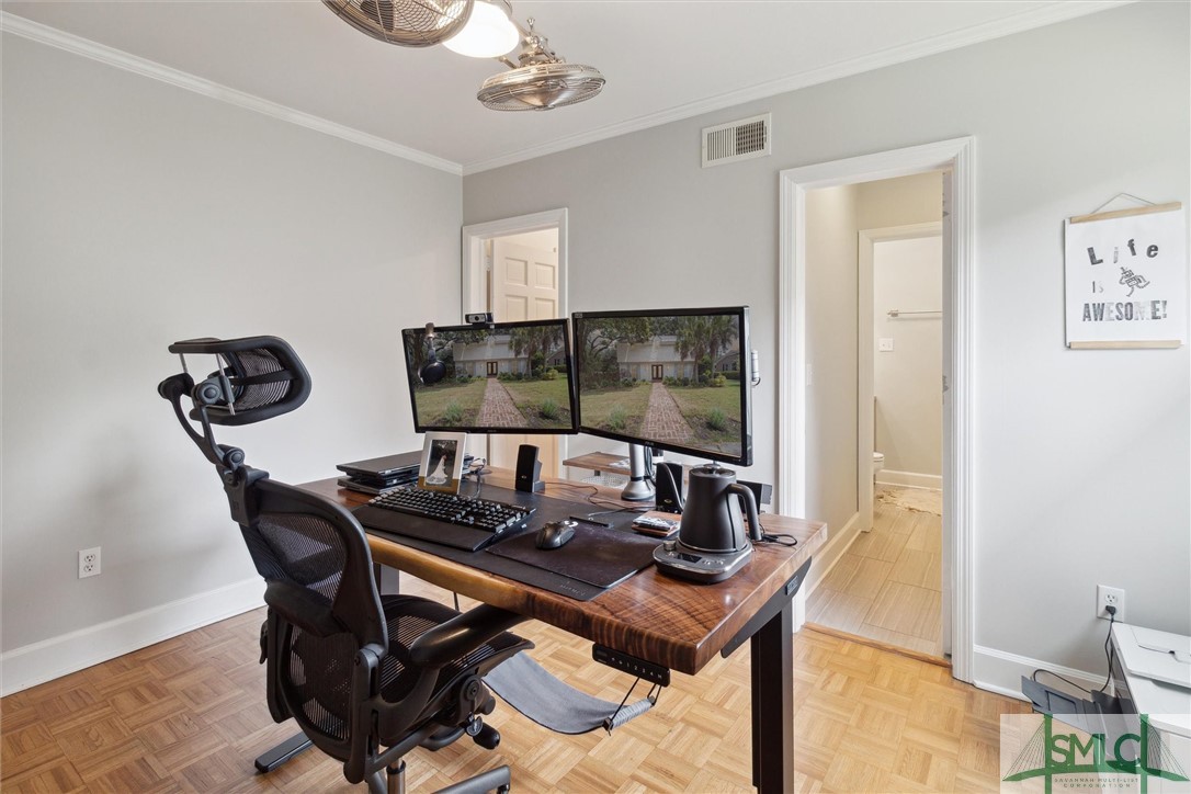 102 E 56th Street