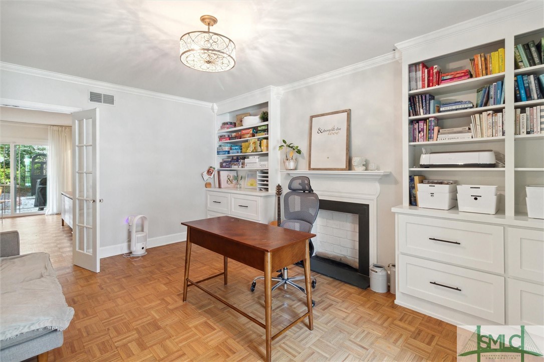 102 E 56th Street