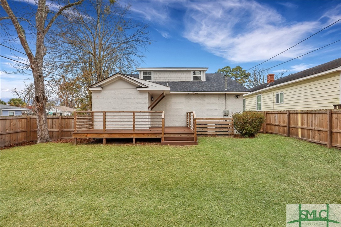 733 W Victory Drive