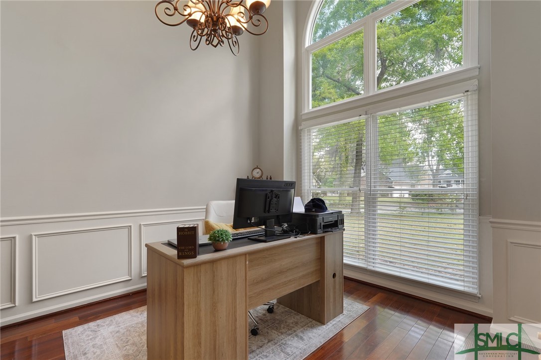 8 Crows Nest Point