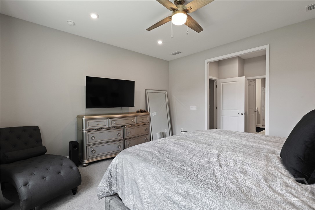 742 Longleaf Drive