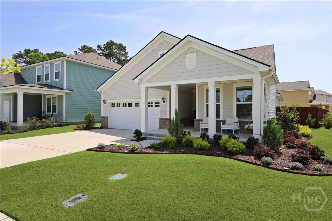 742 Longleaf Drive