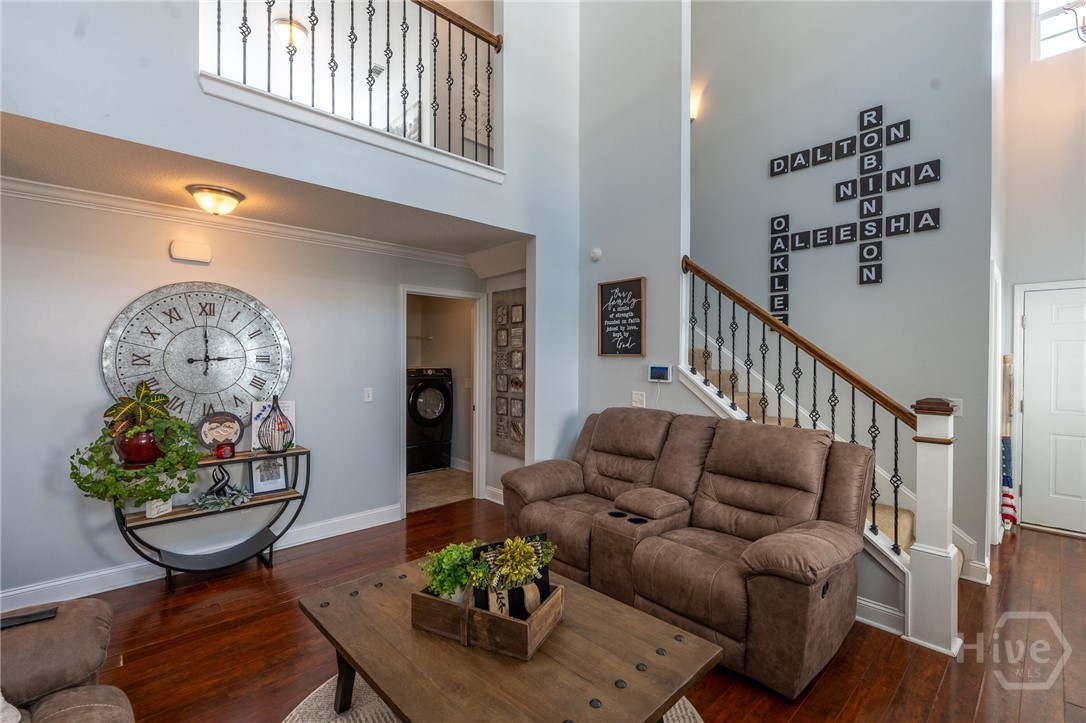 215 Grandview Drive