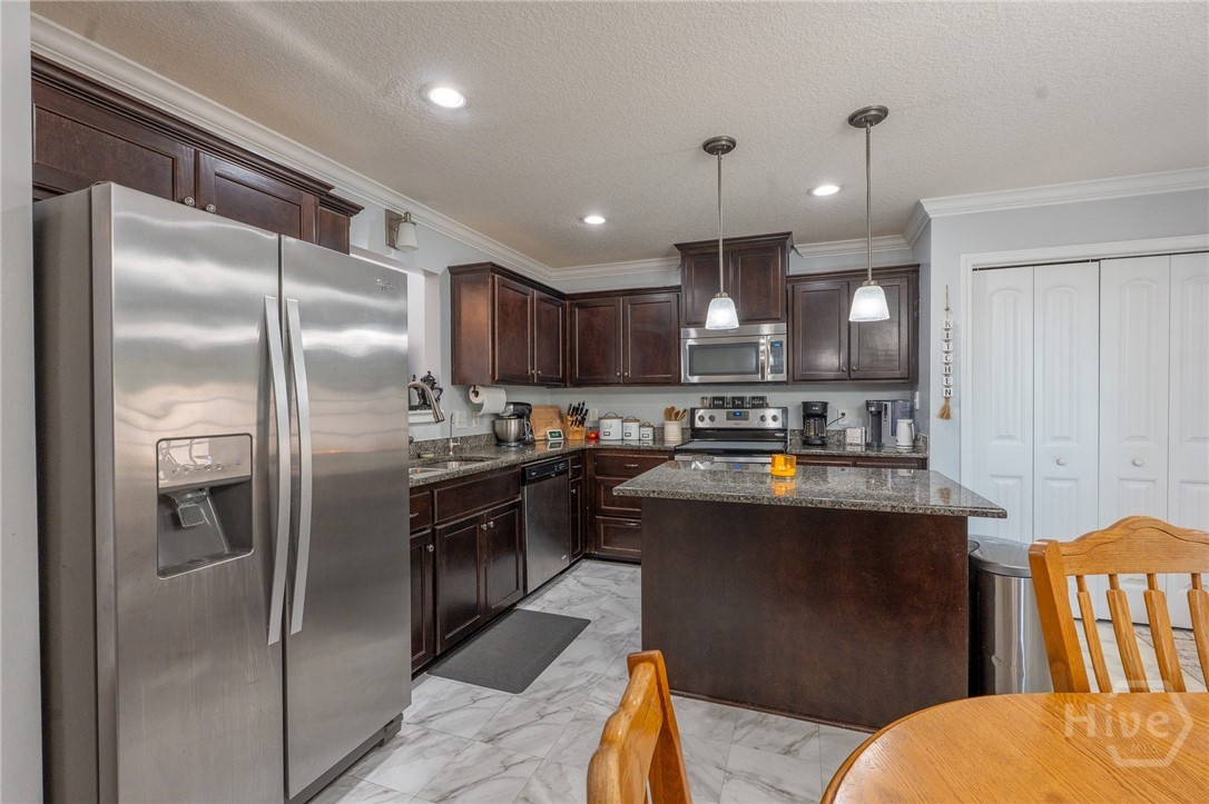 215 Grandview Drive