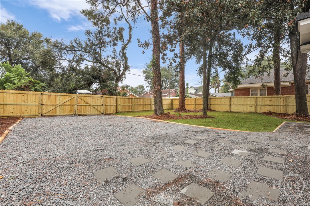 623 W 45th Street
