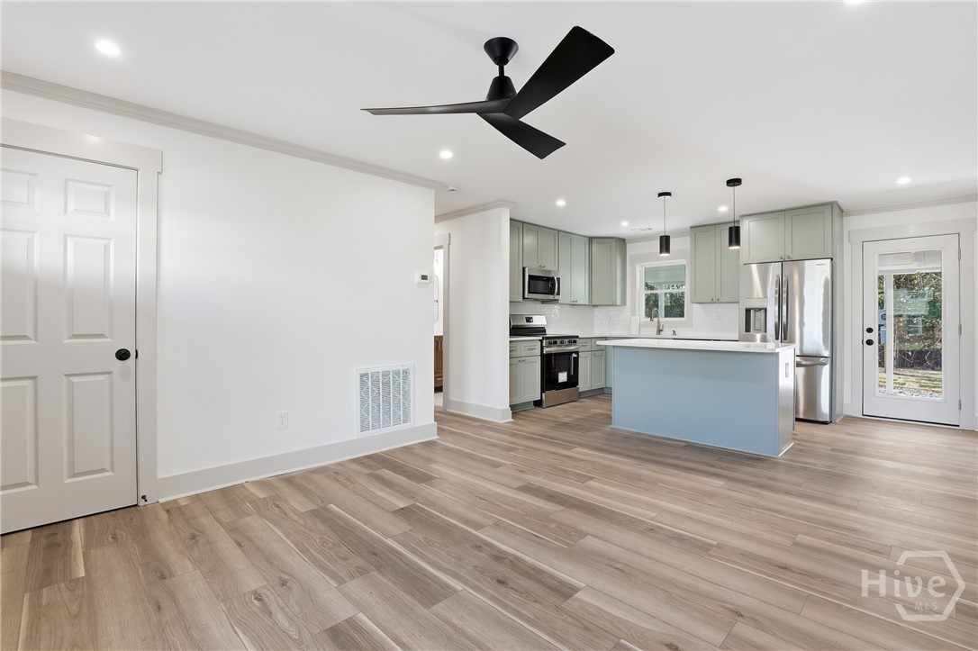 517 Collingwood Drive