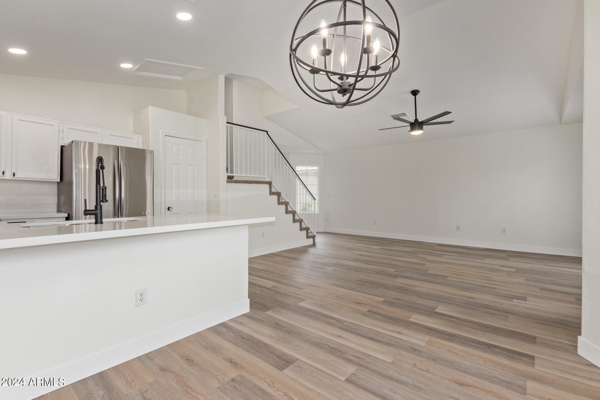 829 N BLUEJAY Drive