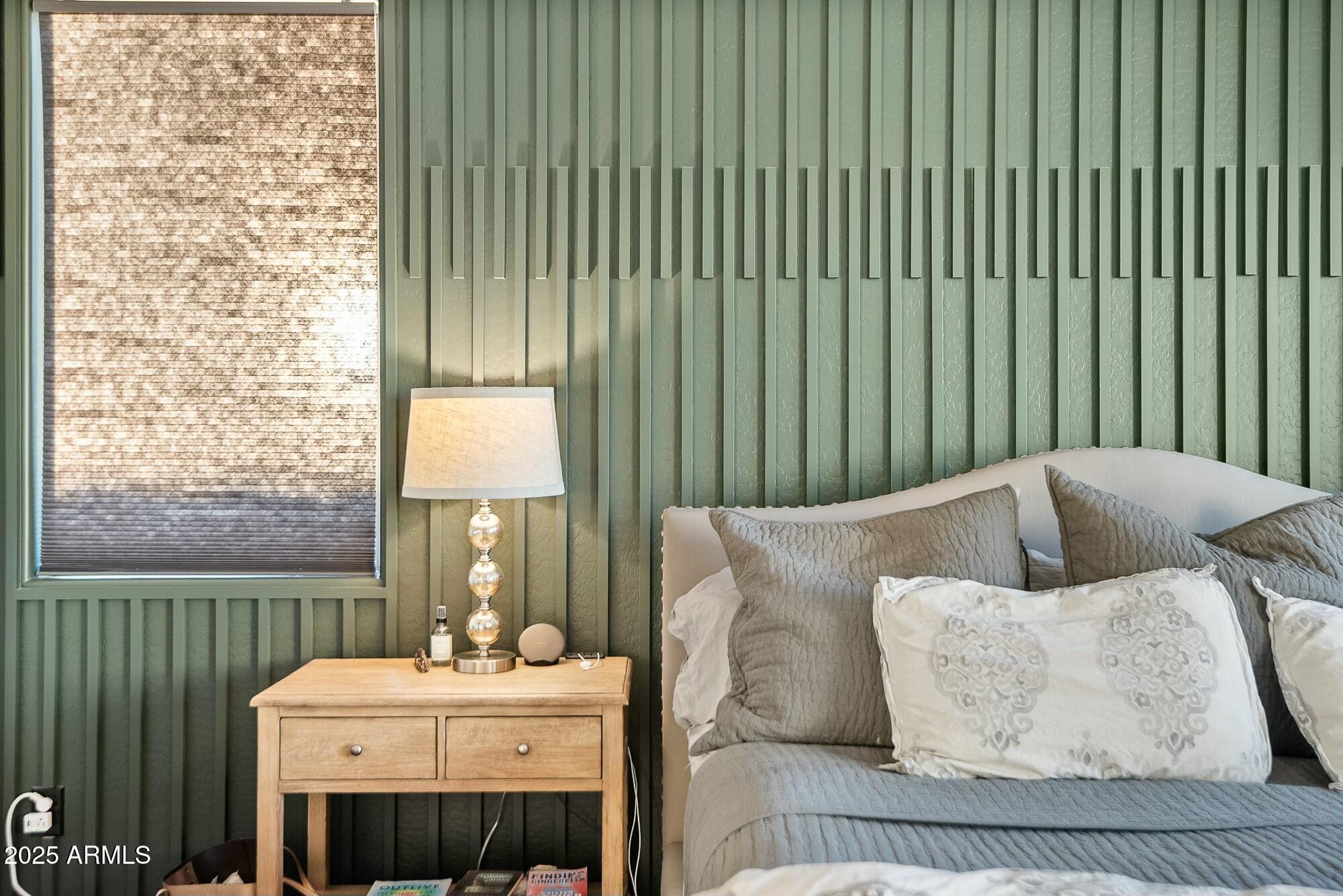 2484 E Lodgepole Drive