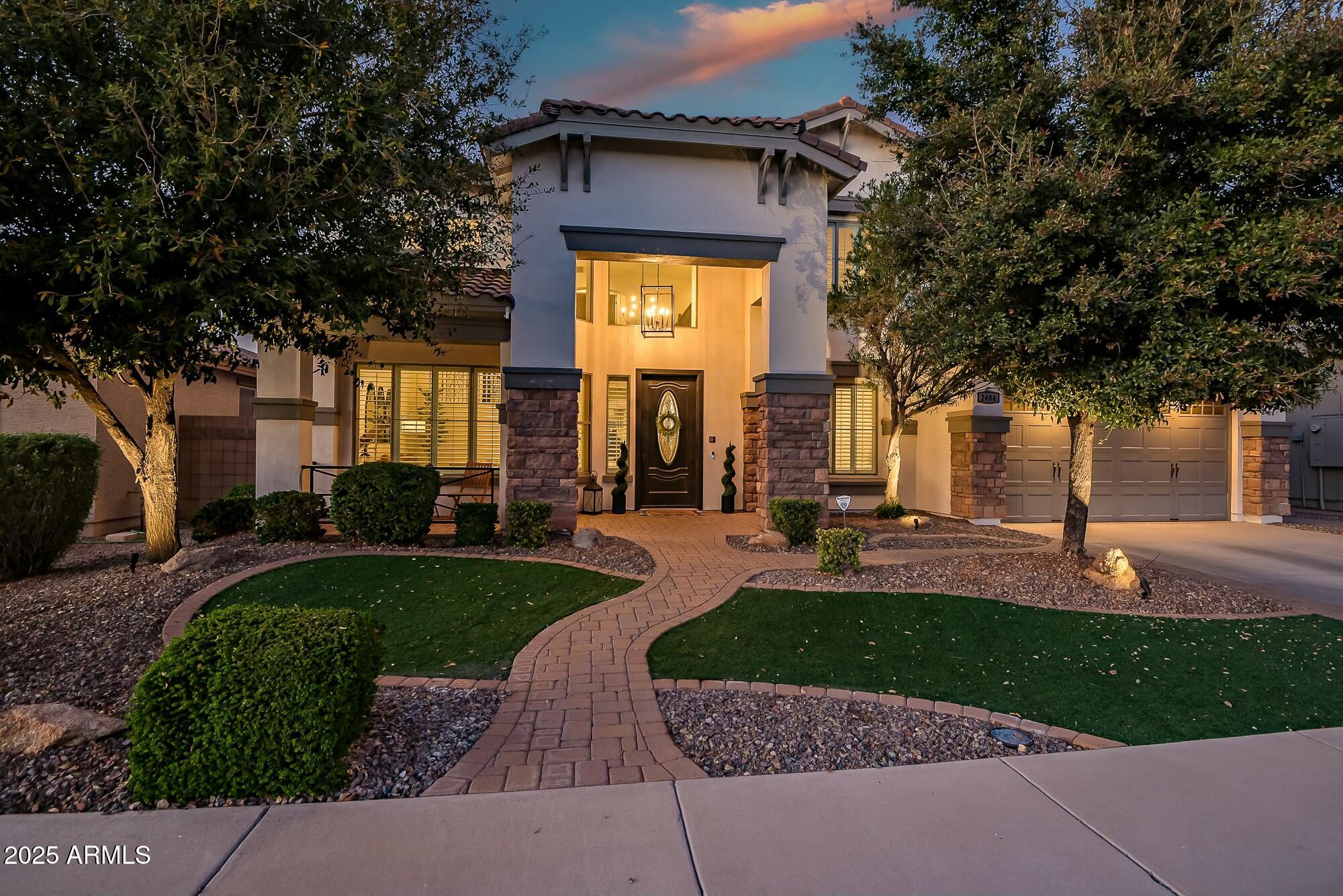 2484 E Lodgepole Drive