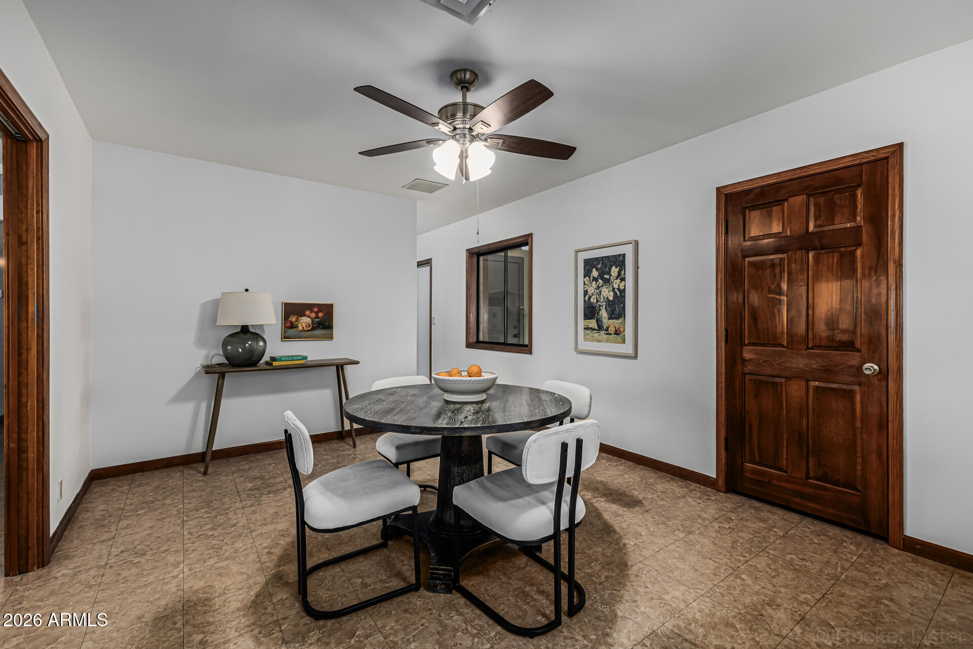 615 N FREESTONE Circle