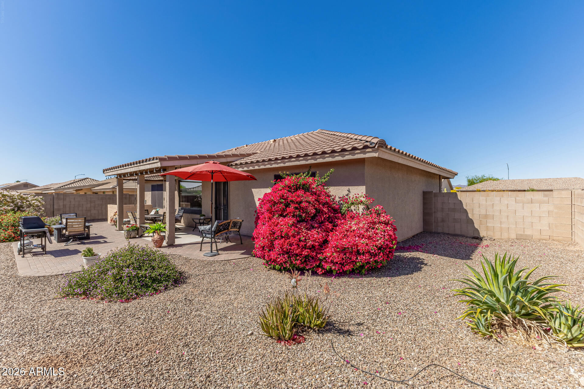 10935 E OLLA Avenue
