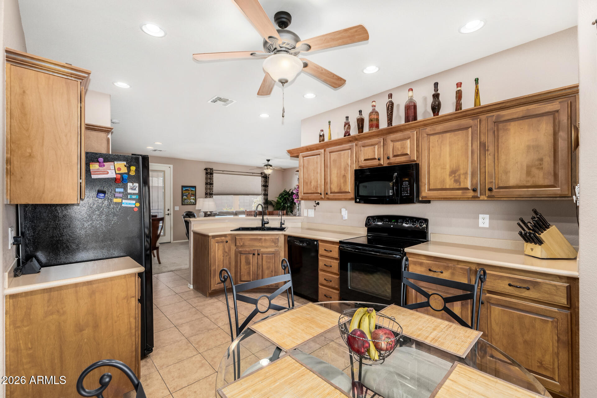 10935 E OLLA Avenue
