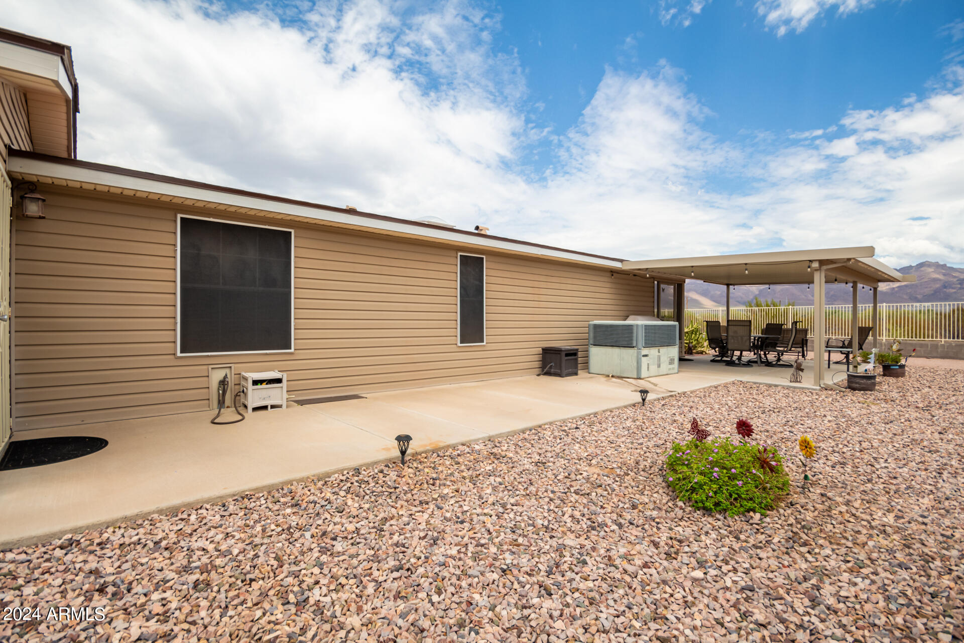 3301 S GOLDFIELD Road 4020