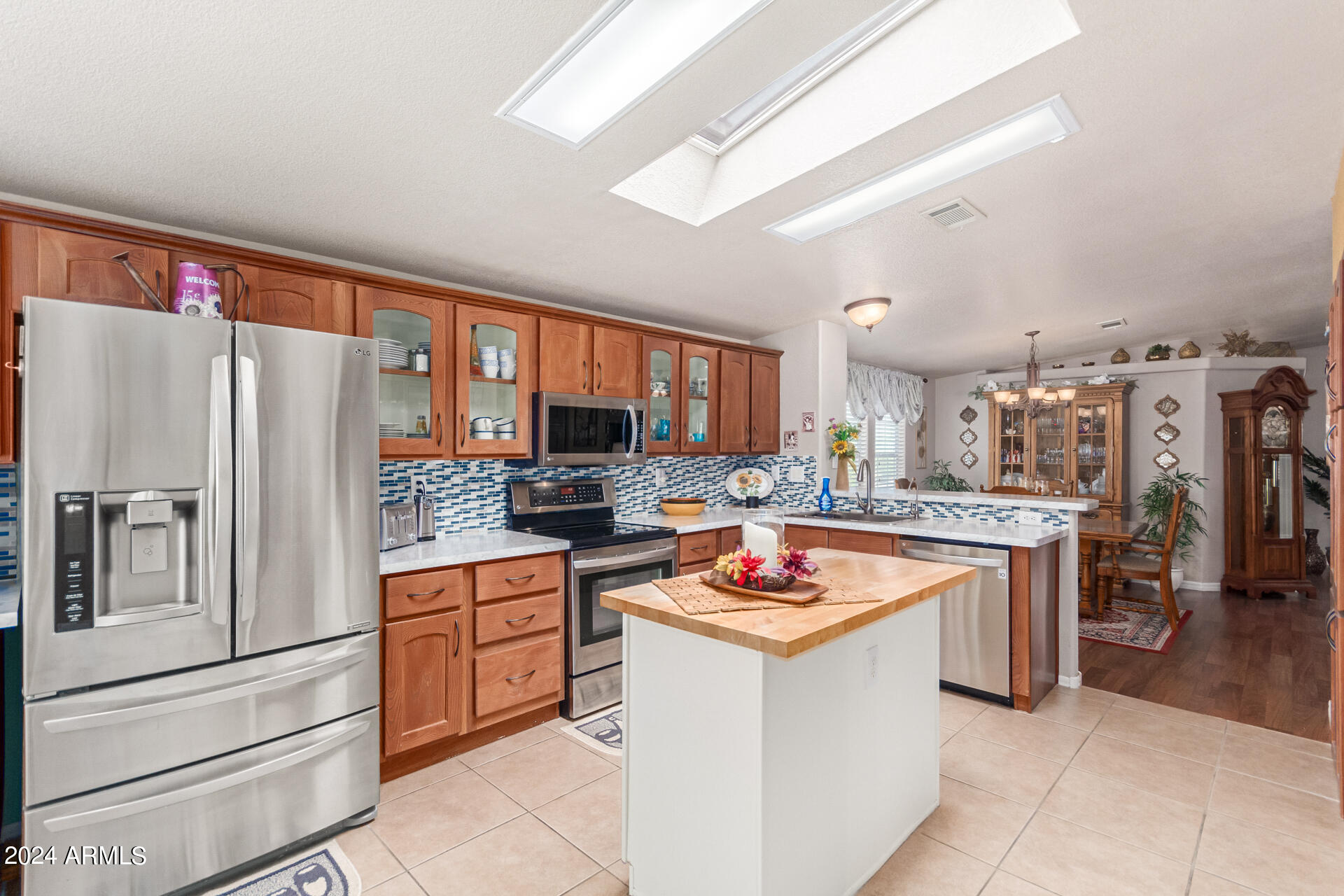 3301 S GOLDFIELD Road 4020