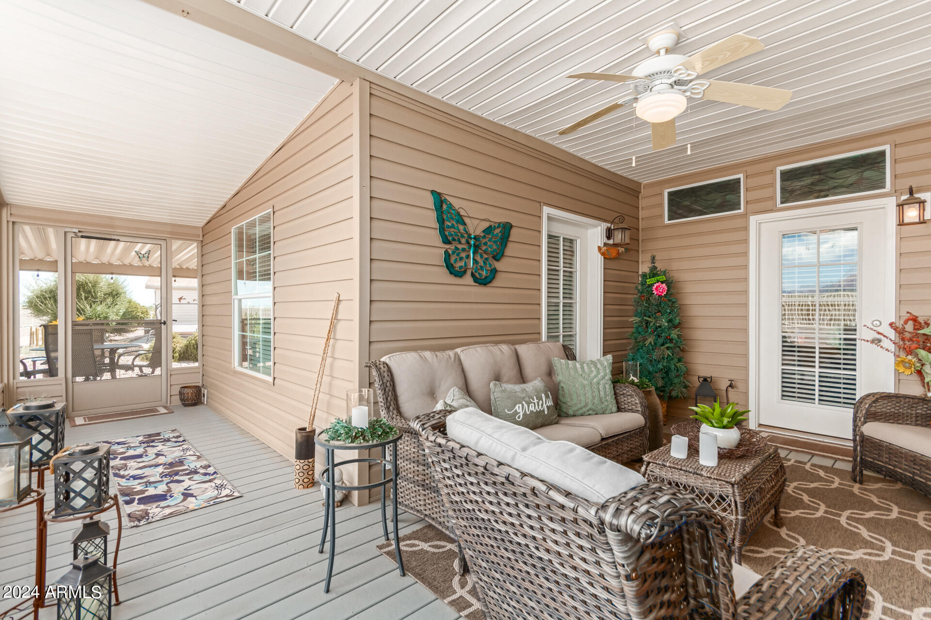 3301 S GOLDFIELD Road 4020