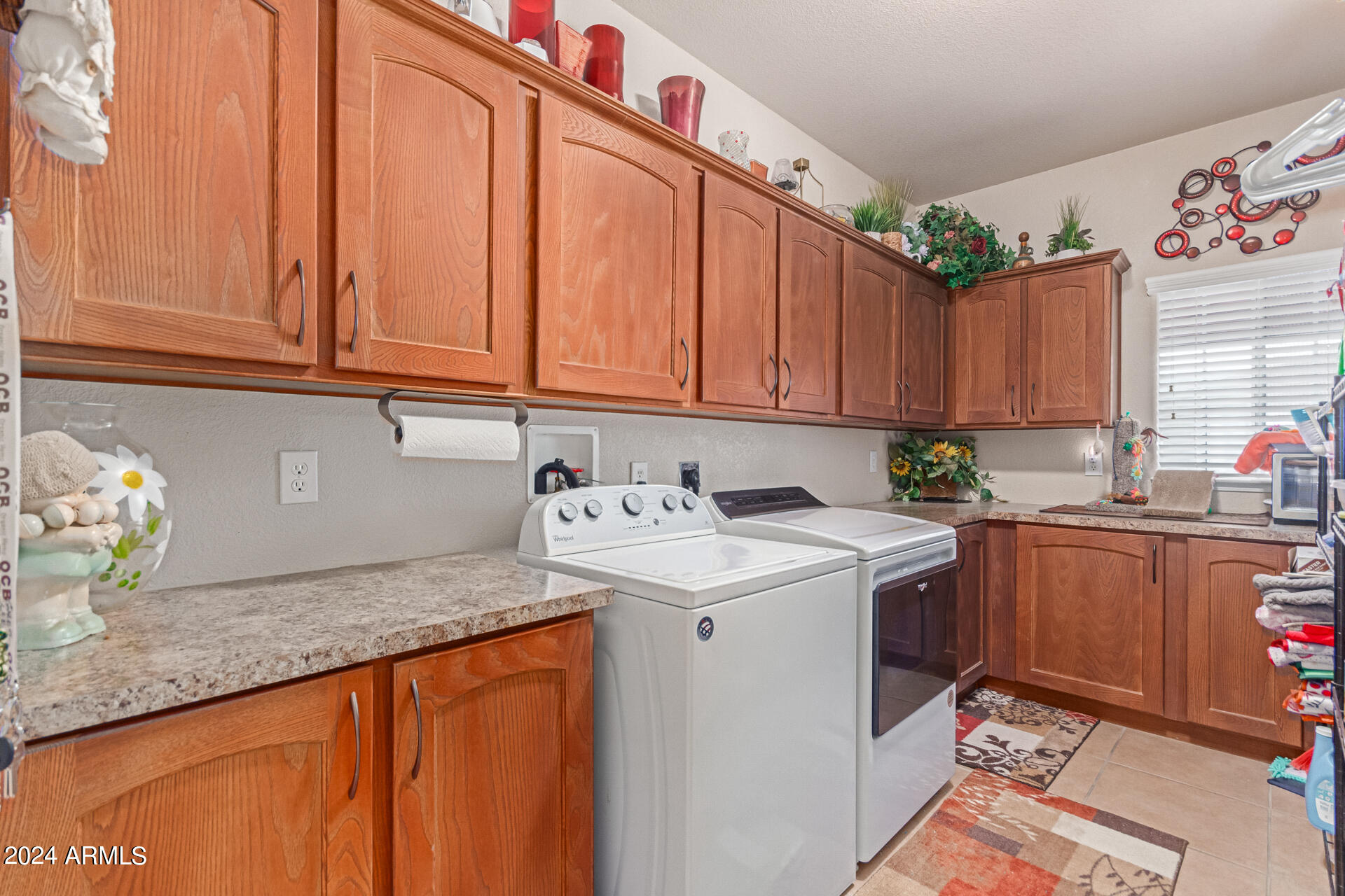 3301 S GOLDFIELD Road 4020