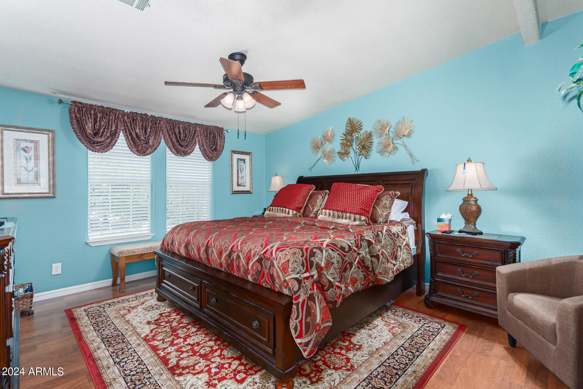 3301 S GOLDFIELD Road 4020
