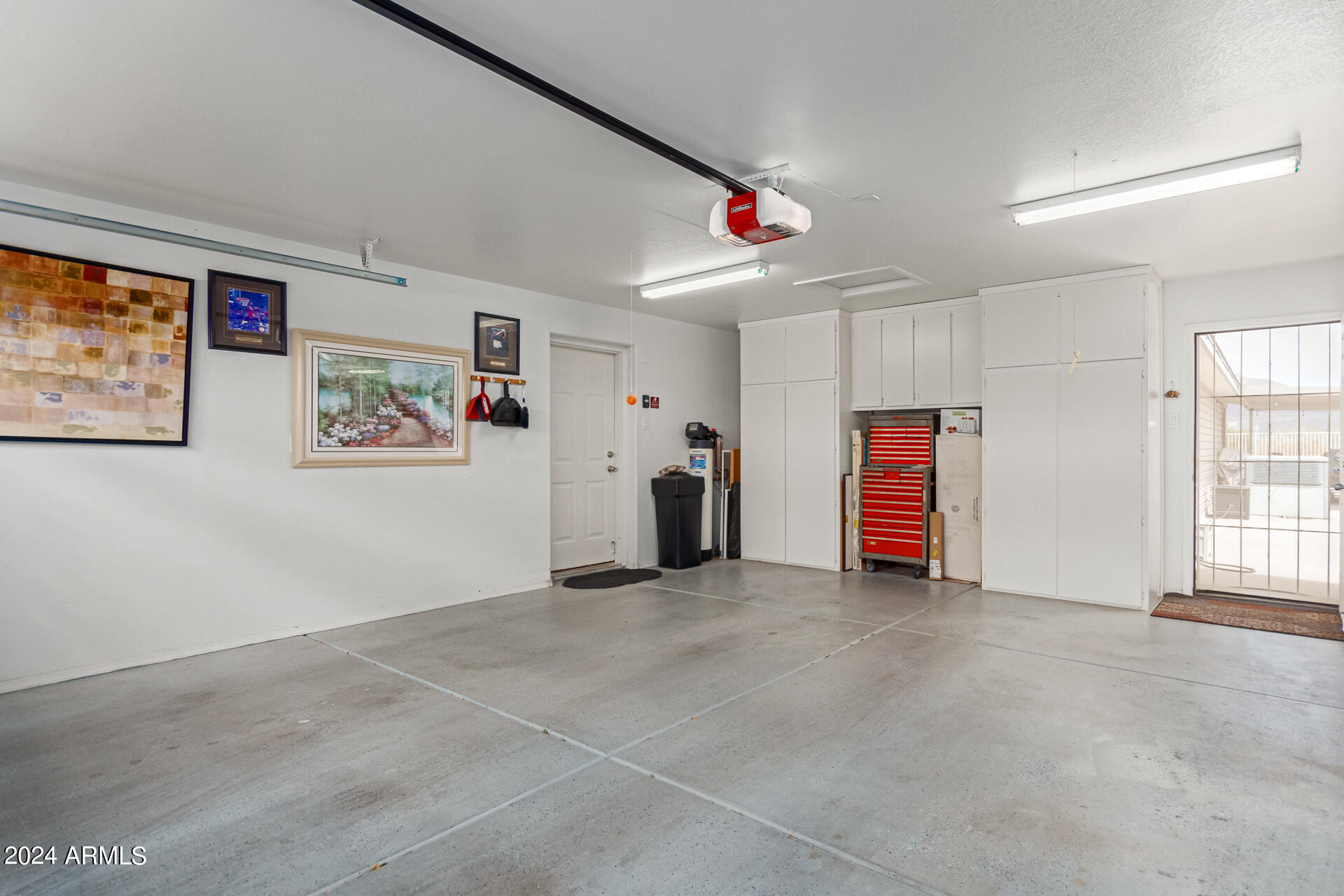 3301 S GOLDFIELD Road 4020