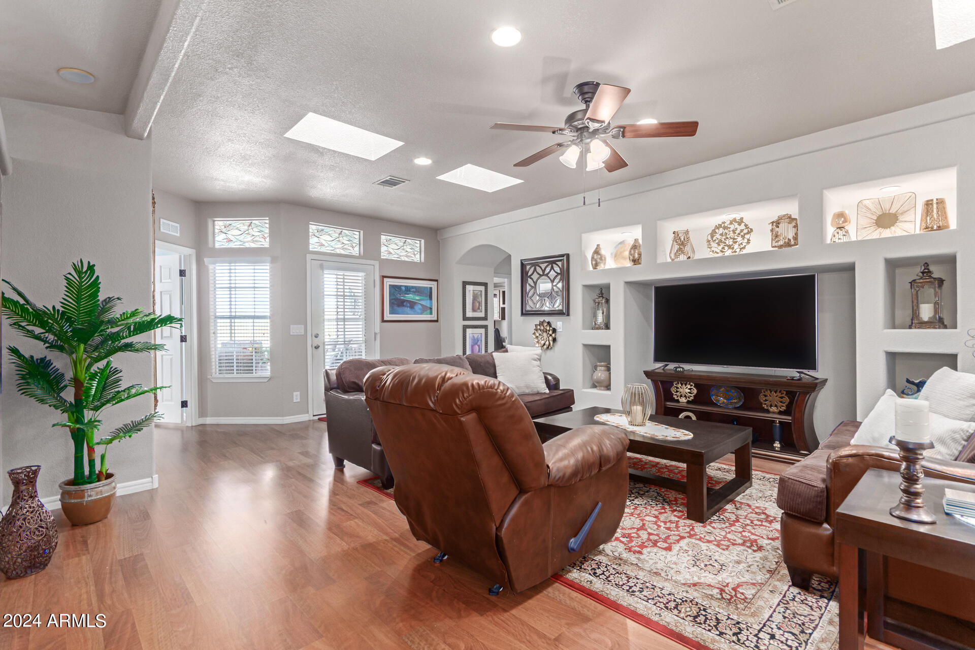 3301 S GOLDFIELD Road 4020