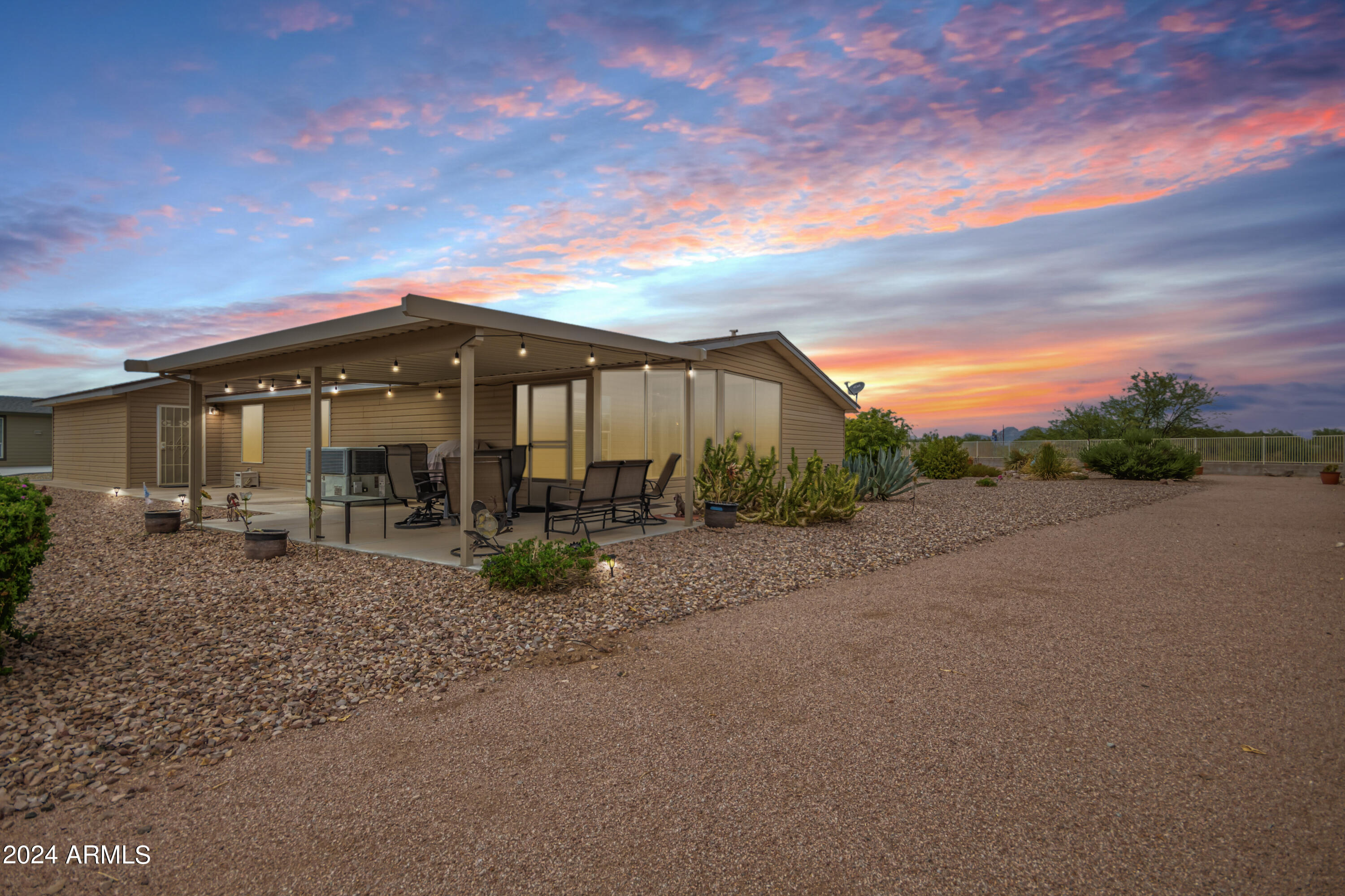 3301 S GOLDFIELD Road 4020