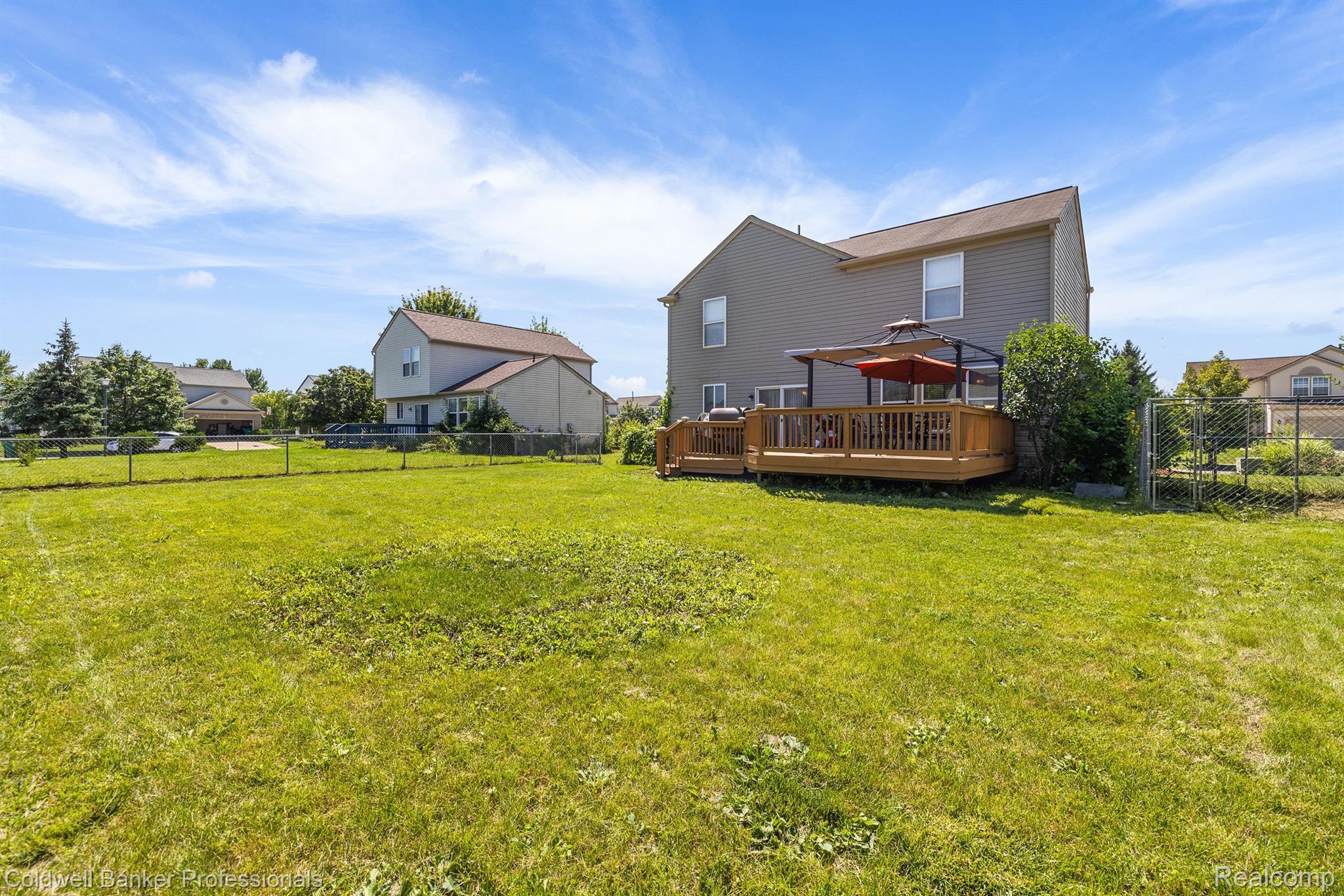 6571 MEADOWLARK Lane