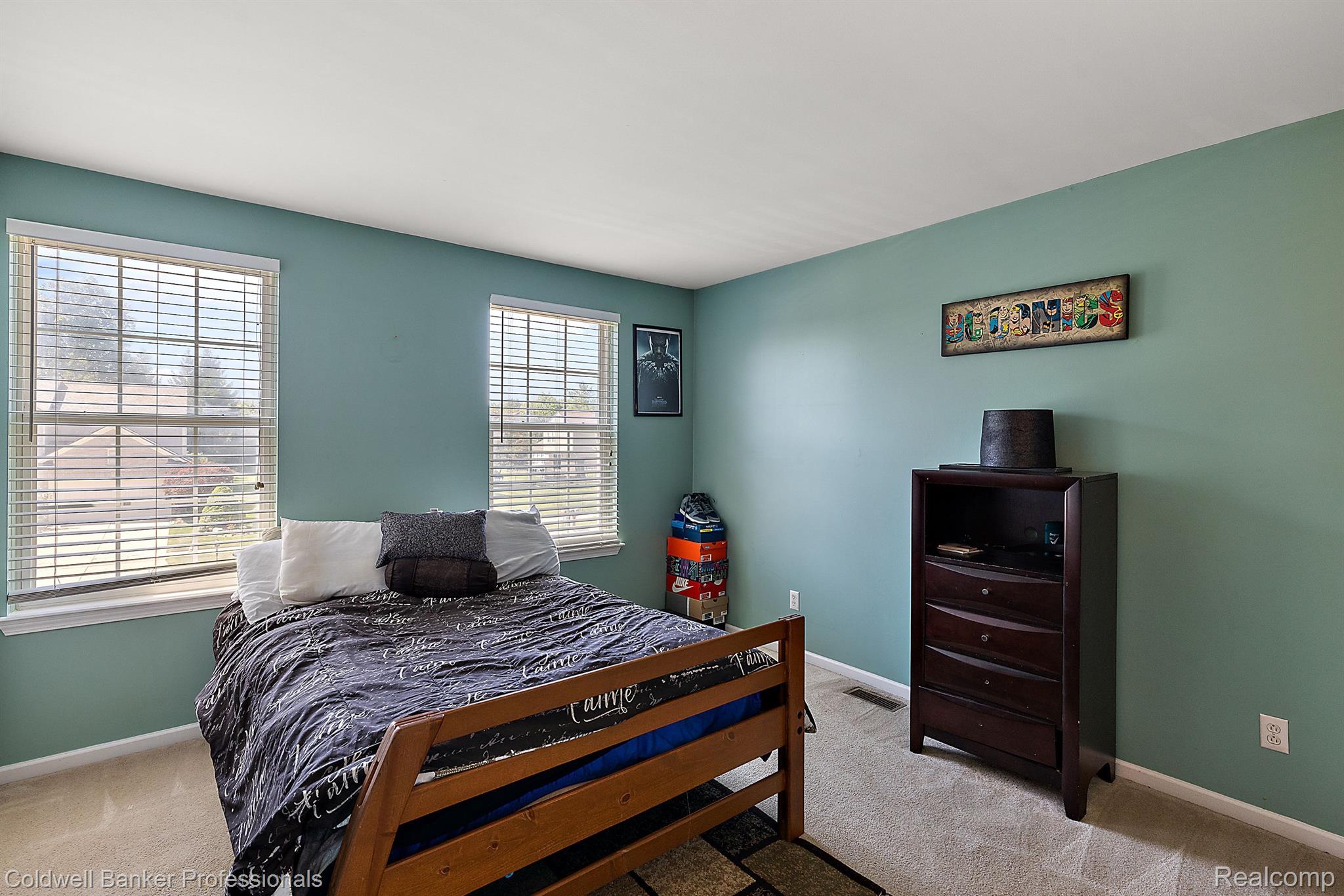 6571 MEADOWLARK Lane