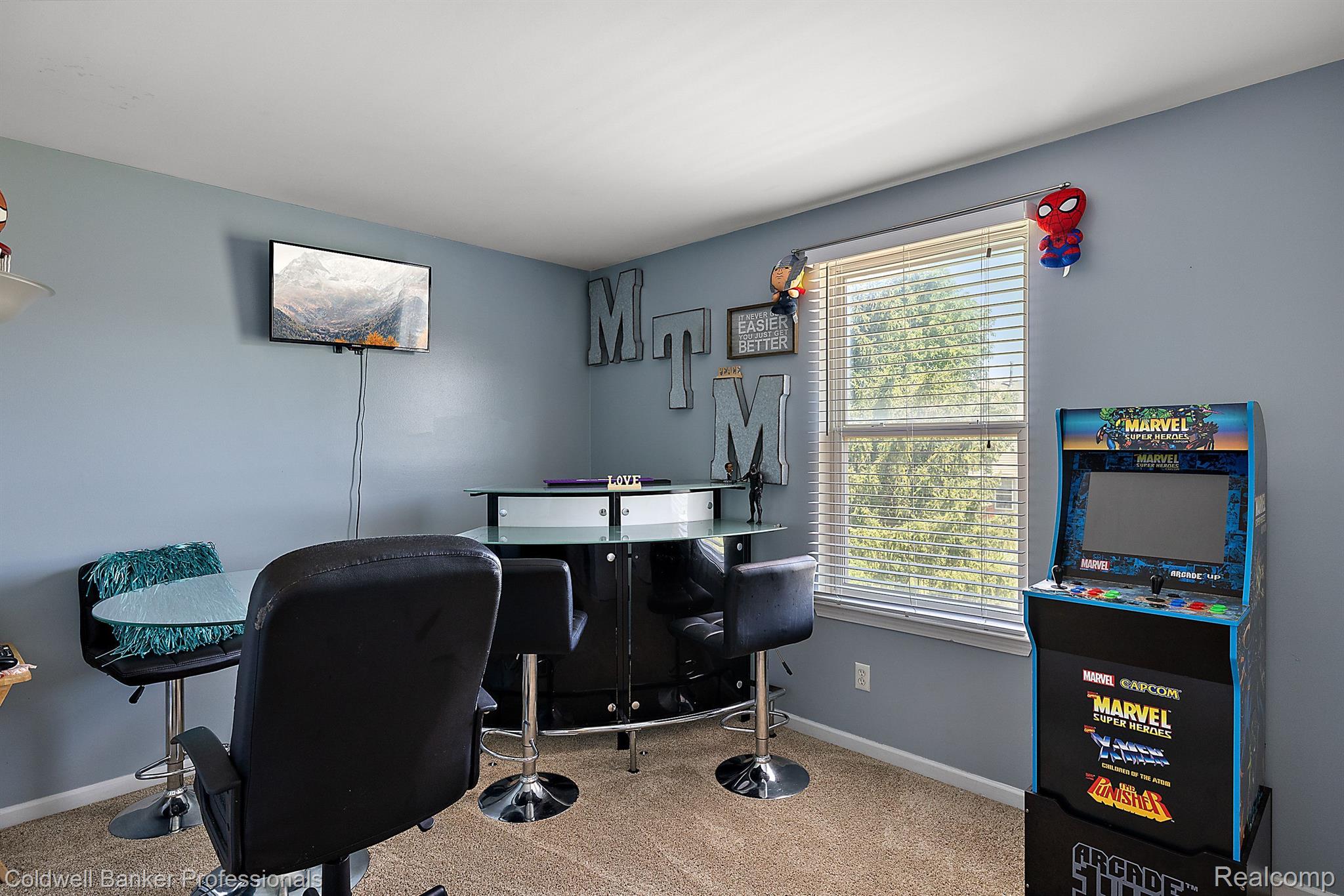 6571 MEADOWLARK Lane