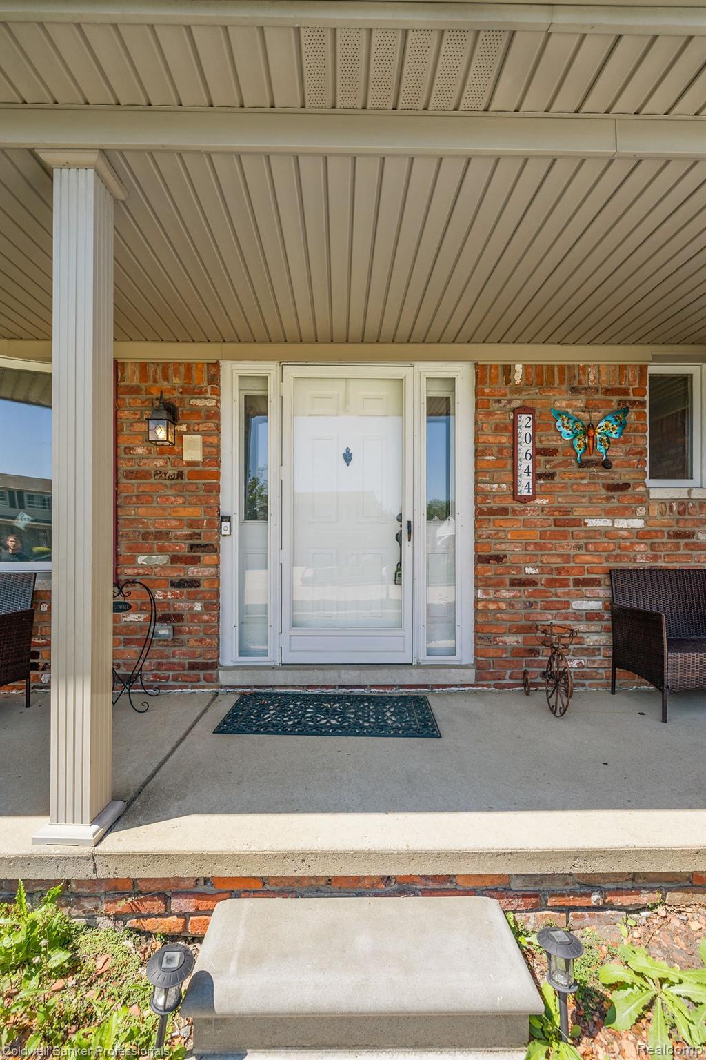 20644 MAPLEWOOD Court