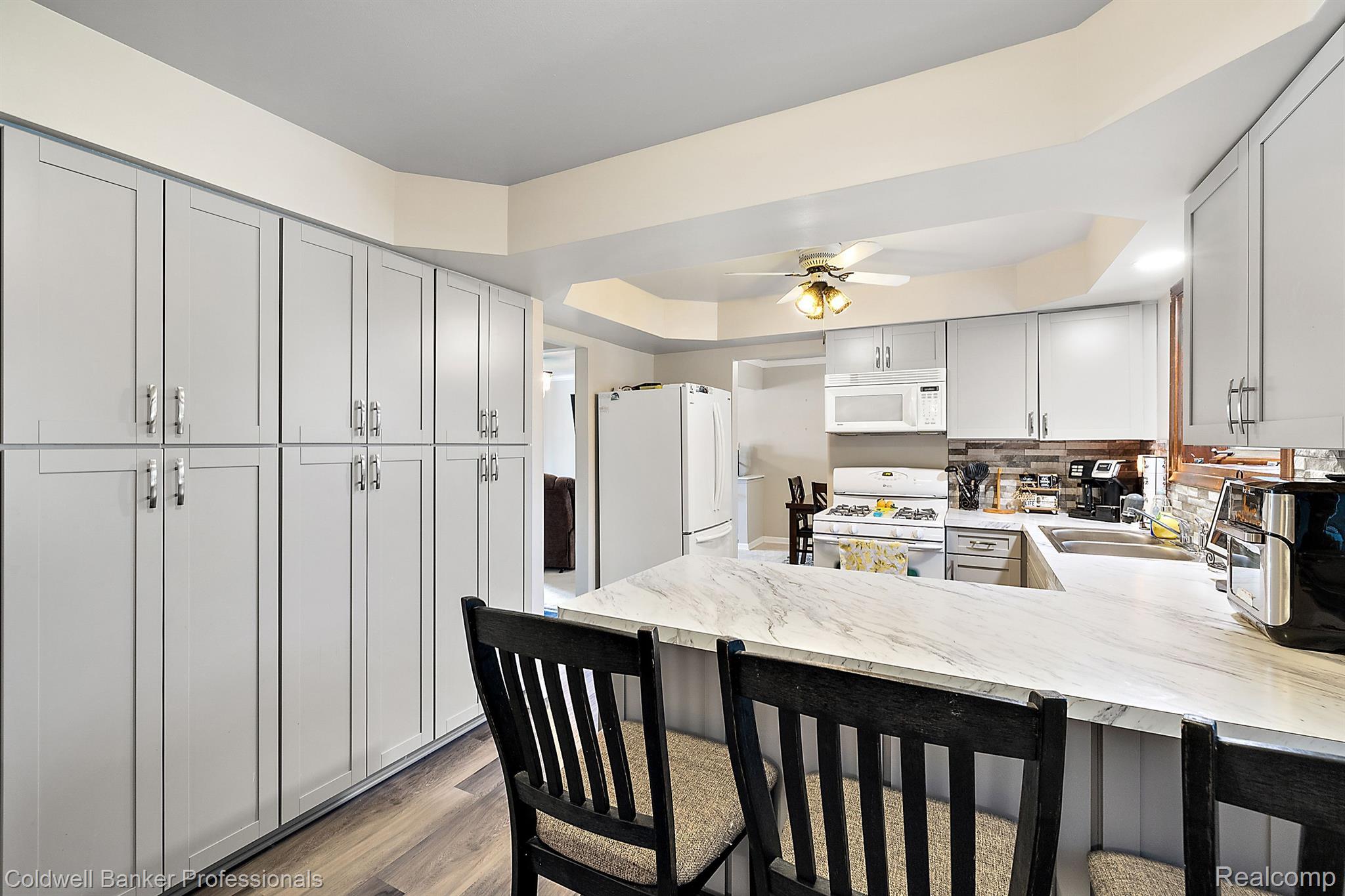 20644 MAPLEWOOD Court